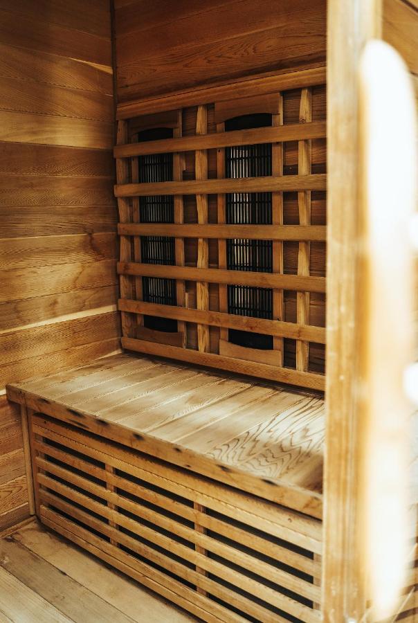 Villa Latrille - Piscine - Sauna - Jacuzzi ラ・サリーヌ・レ・バン エクステリア 写真