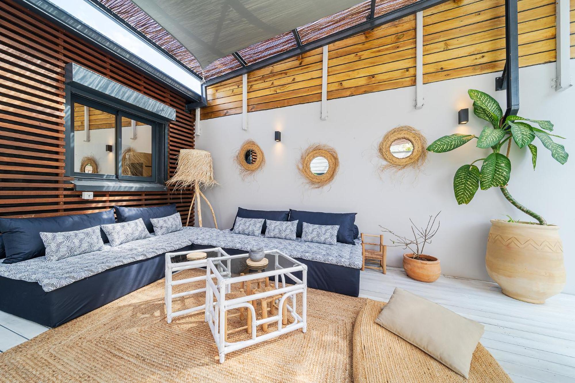 Villa Latrille - Piscine - Sauna - Jacuzzi ラ・サリーヌ・レ・バン エクステリア 写真
